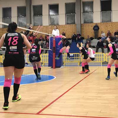 Martinelli prova a risollevare le sorti della partita con uno dei suoi attacchi